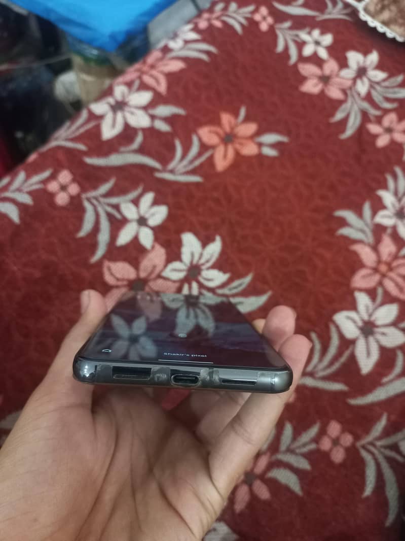 Google Pixel 8 Pro 2