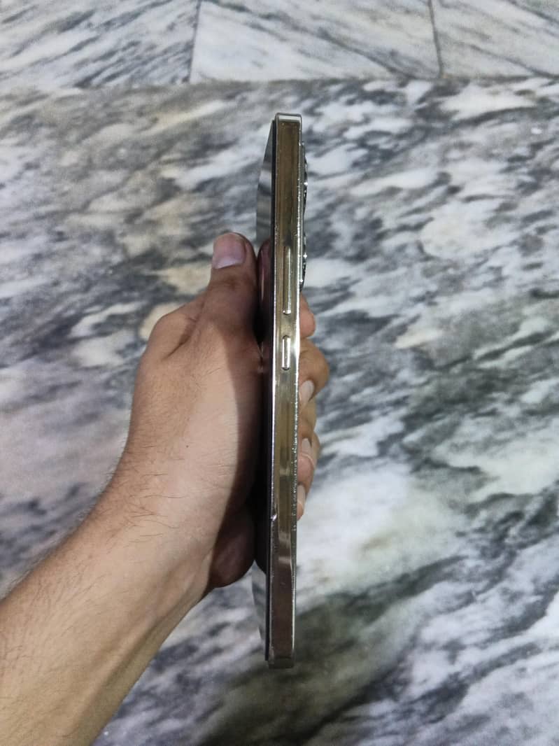 Infinix Note 40 2