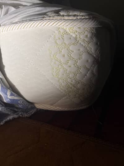 Spring matress single