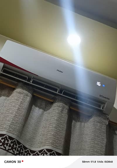 Haier inverter 1ton AC
