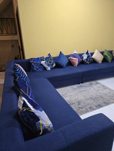 9 seater L shape comfy sofa