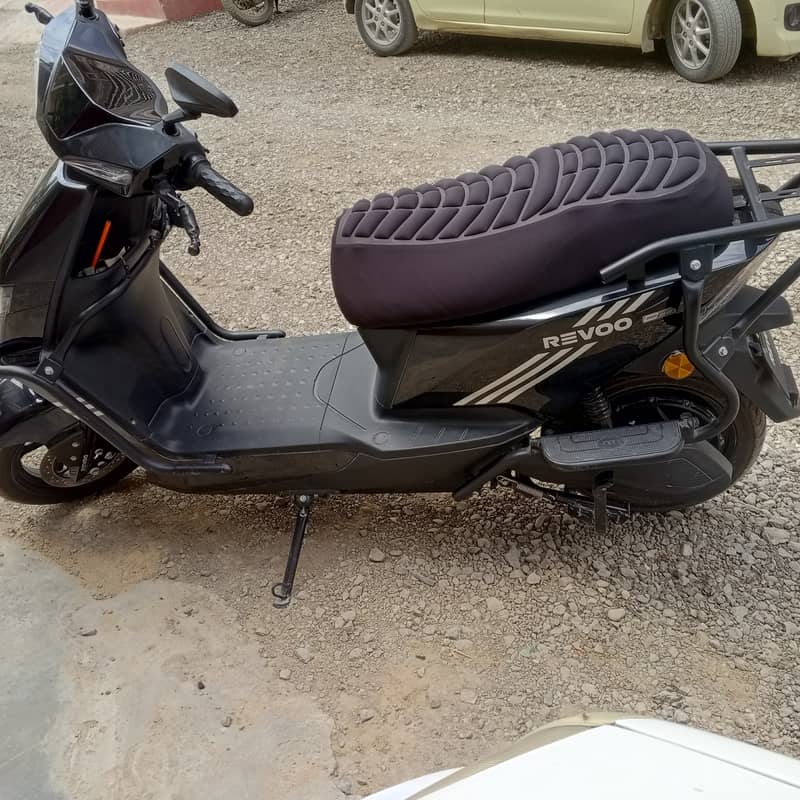 REVOO C32 6