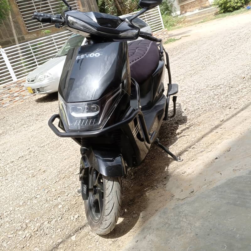 REVOO C32 2