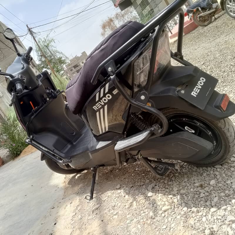 REVOO C32 3