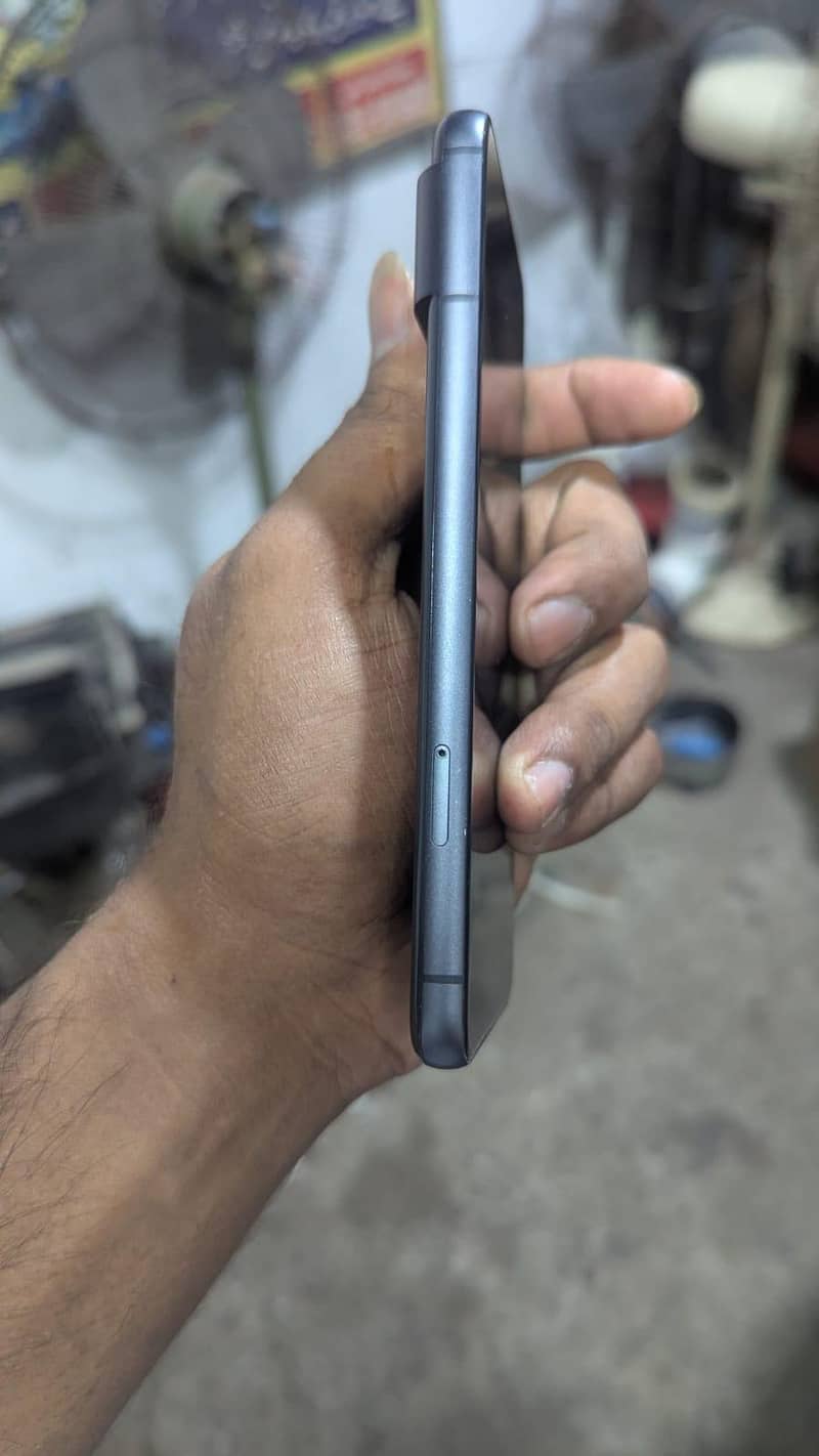 Google Pixel 8 1