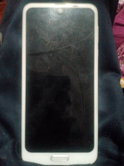 Sharp Aquos R2