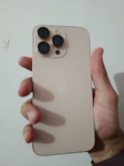 Apple iPhone 16 Pro Max