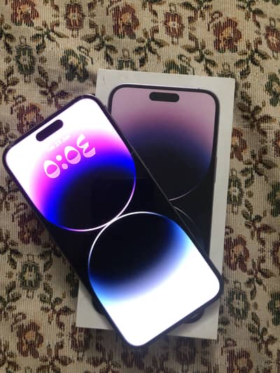 Apple iPhone 14 Pro Max with Box and Cable