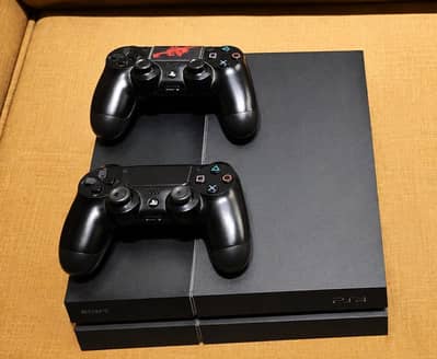 PS4 FatPS4 Fat 500GB + 2 Original Controllers | Excellent Condition
