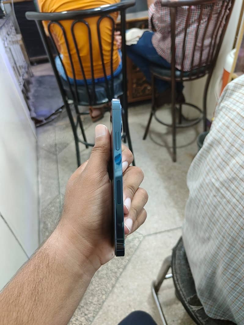 iPhone 12pro 5