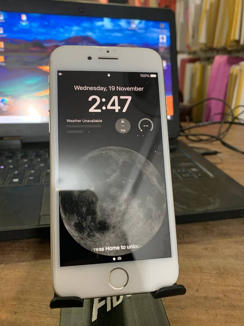 Apple iPhone 8 8