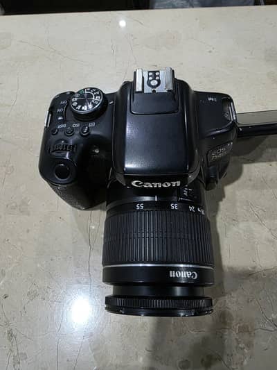 Canon 750D in good condition for sale