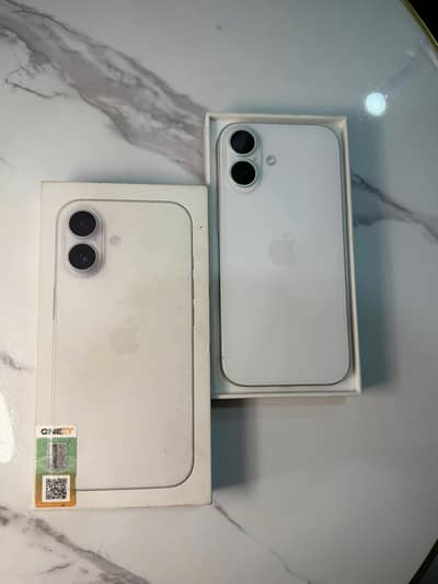 Apple iPhone 17 256gb - Just Activated - 2y Warranty
