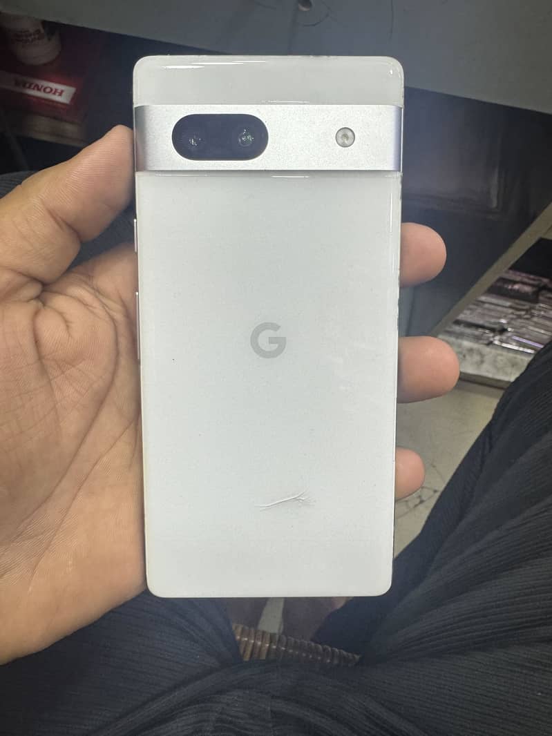 Google Pixel 7a 5
