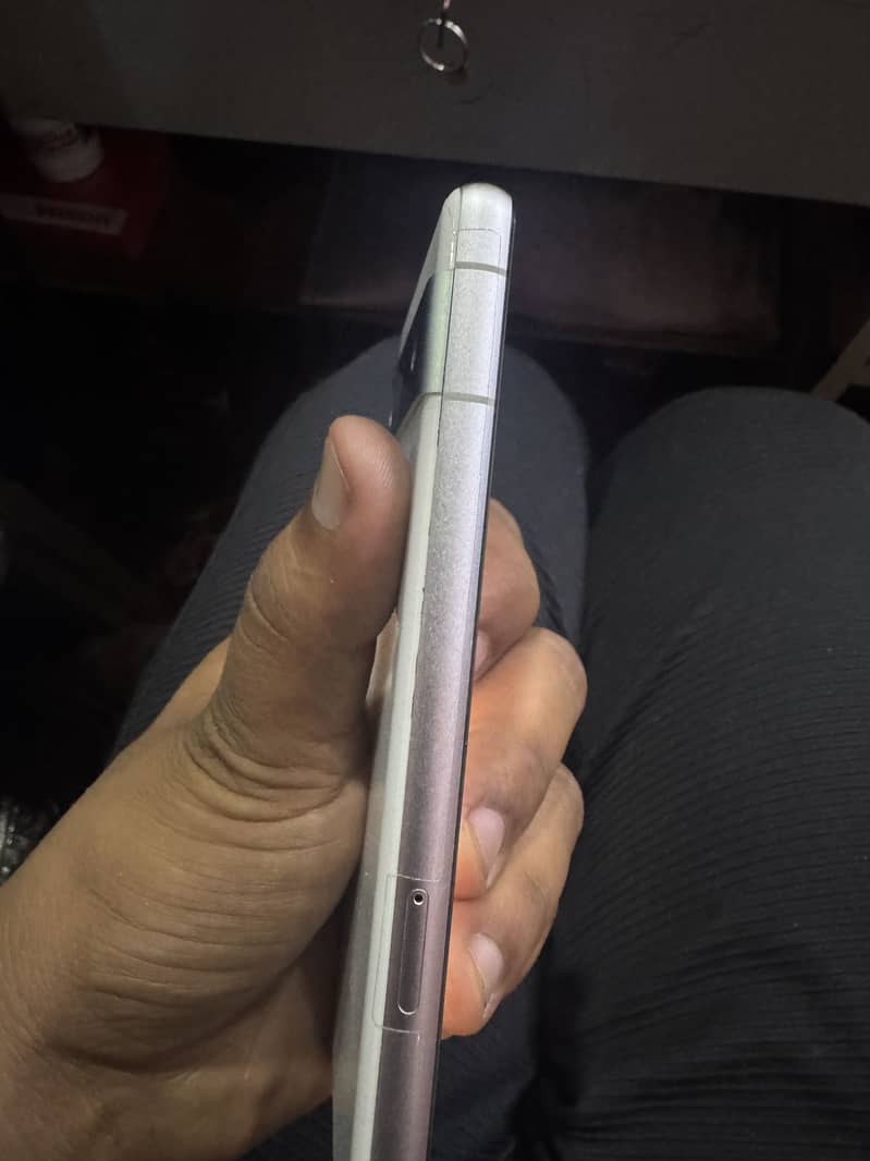 Google Pixel 7a 6