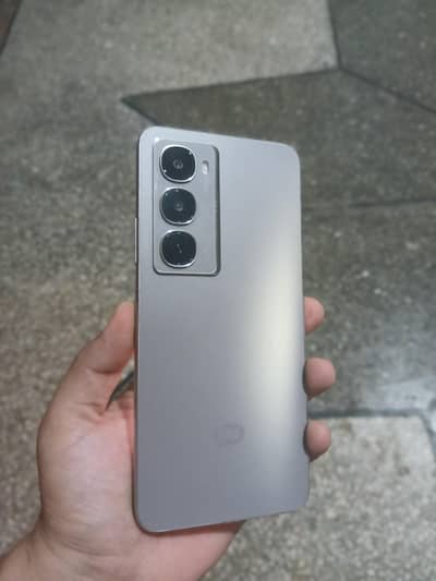 Itel City 100