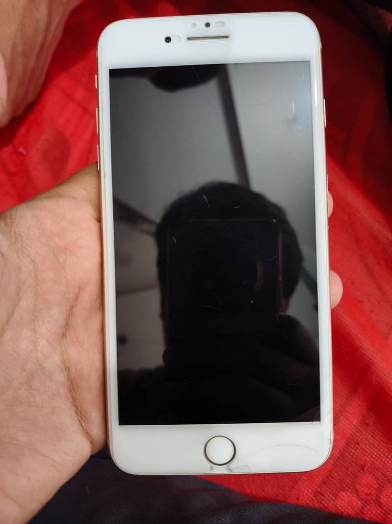 Apple iPhone 8 Plus 1