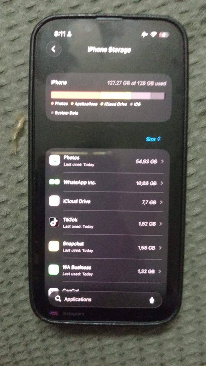iPhone 14 4