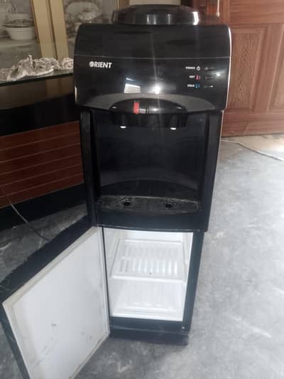 Oriant Dispenser just like new