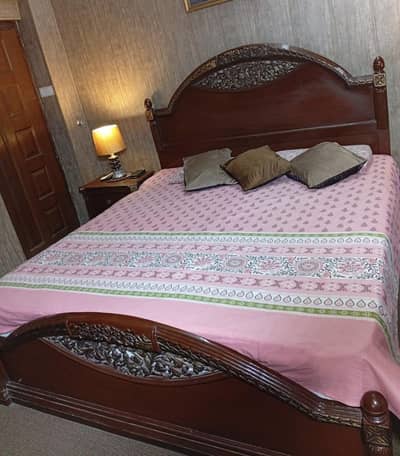 King size bed, Side tables and Dressing Table