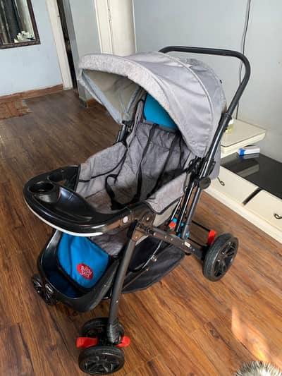 Imported bright star pram/stroller in excellent condition