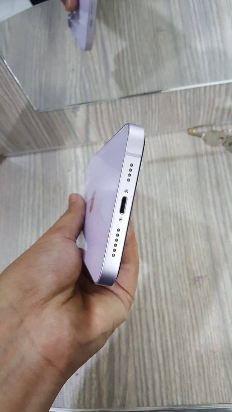 Apple iPhone 14 plus 3