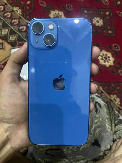 Apple iPhone 13