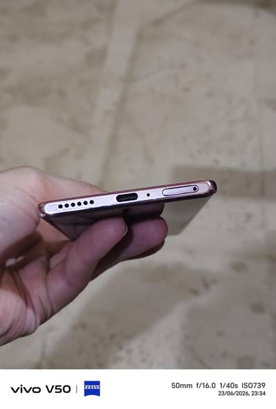 infinix zerO 40 lush condition