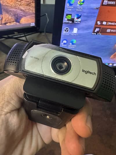 Logitech C930e HD 1080p Webcam for Streaming, Zoom & Meetings