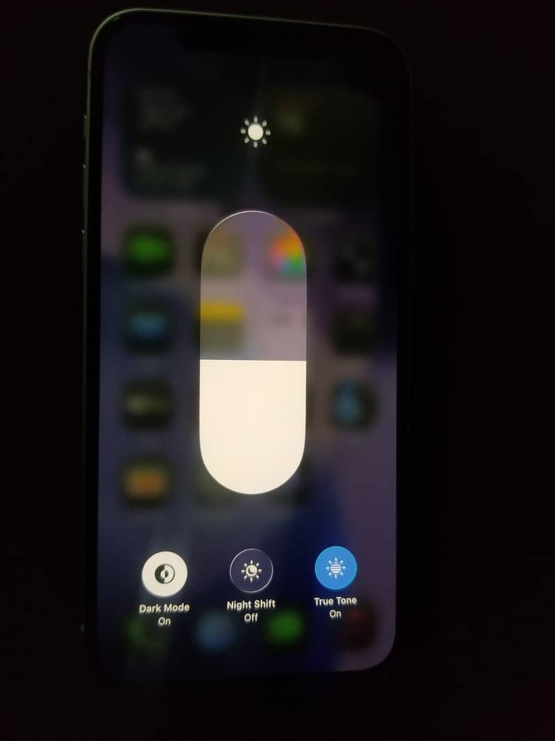 Apple iPhone 12 4