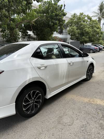 Toyota Corolla Altis X 1.6 CVT 2023