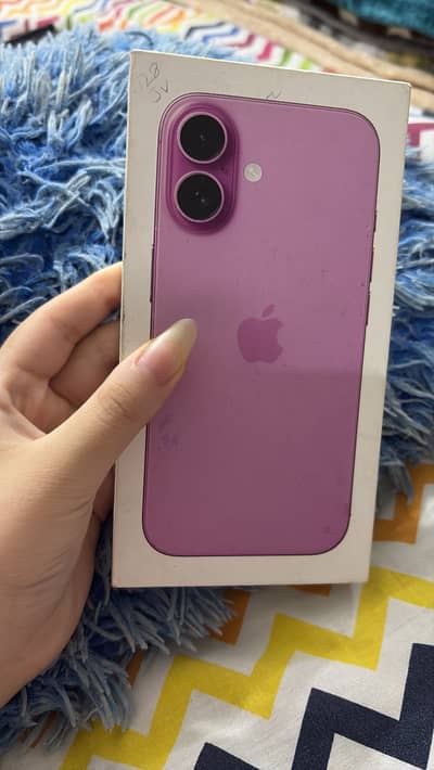 Apple iPhone 16