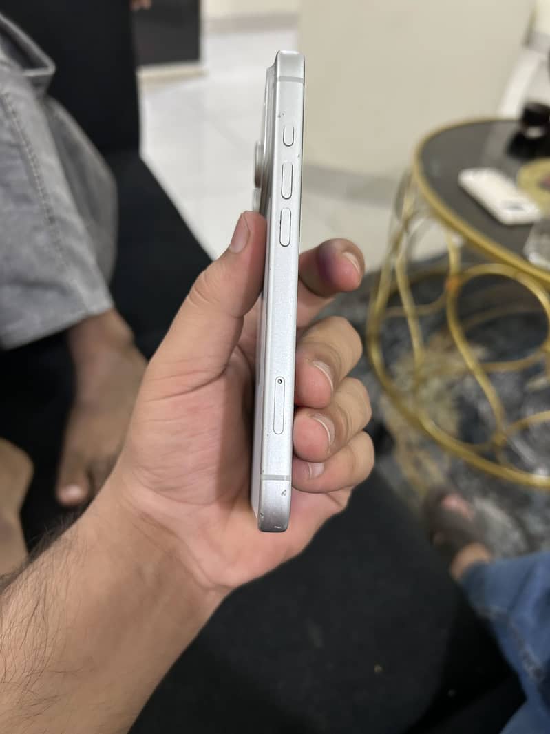 Apple iPhone 17 Pro 3