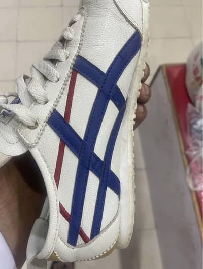 Branded shoes 10 by 10
