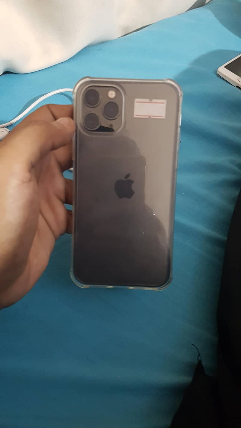 Apple iPhone 11 Pro 6