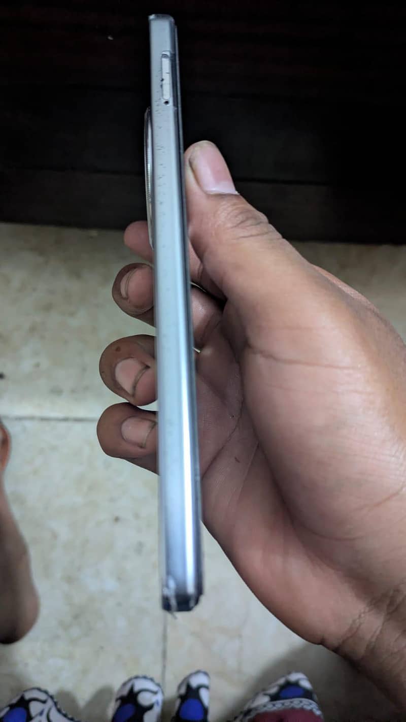 Tecno CAMON 30 1