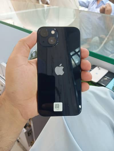 Apple iPhone 13