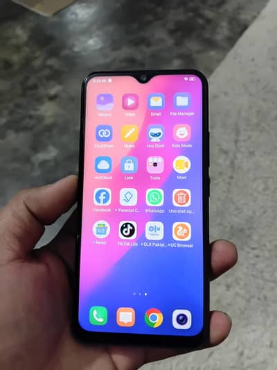 Vivo y15 4ram/64rom