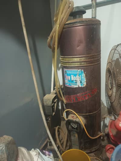 Gas Full size Geyser