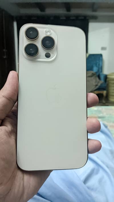 Apple iPhone 16 Pro Max