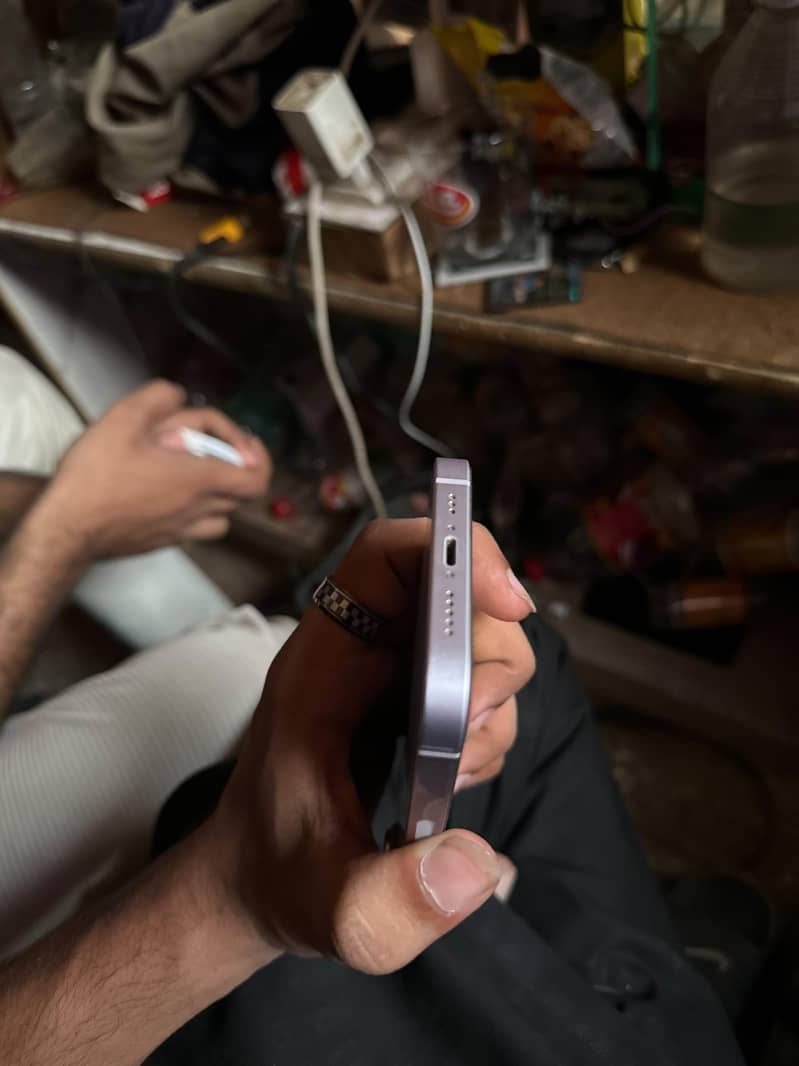 Apple iPhone 14 5