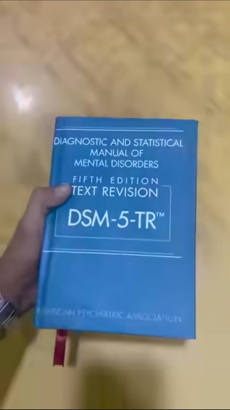DSM 5 TR 0