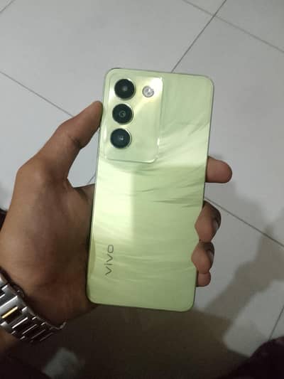 Vivo Y100
