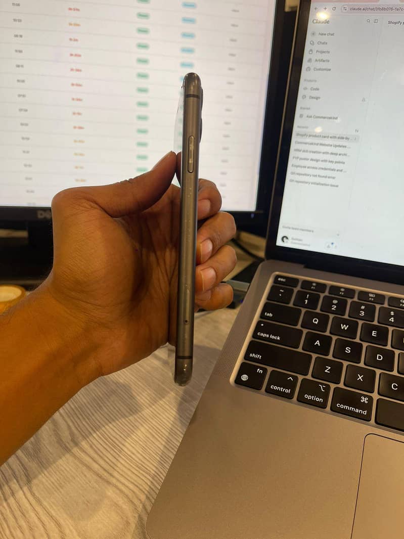 IPhone 11 2