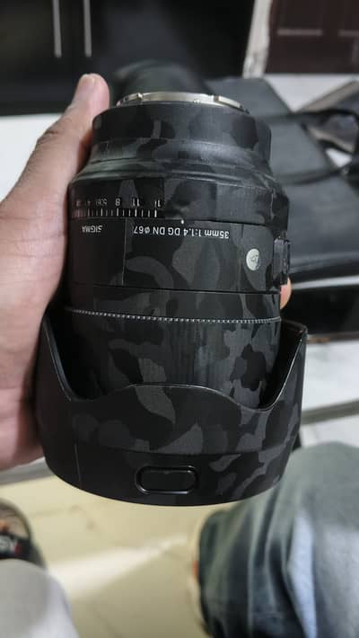sigma 35mm f1.4 for urgent sale