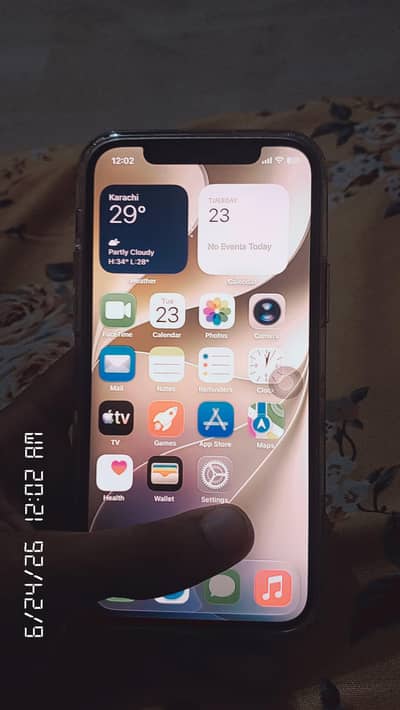 Apple iPhone 12