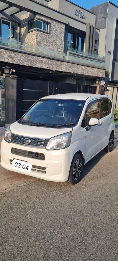 Daihatsu Move 2015