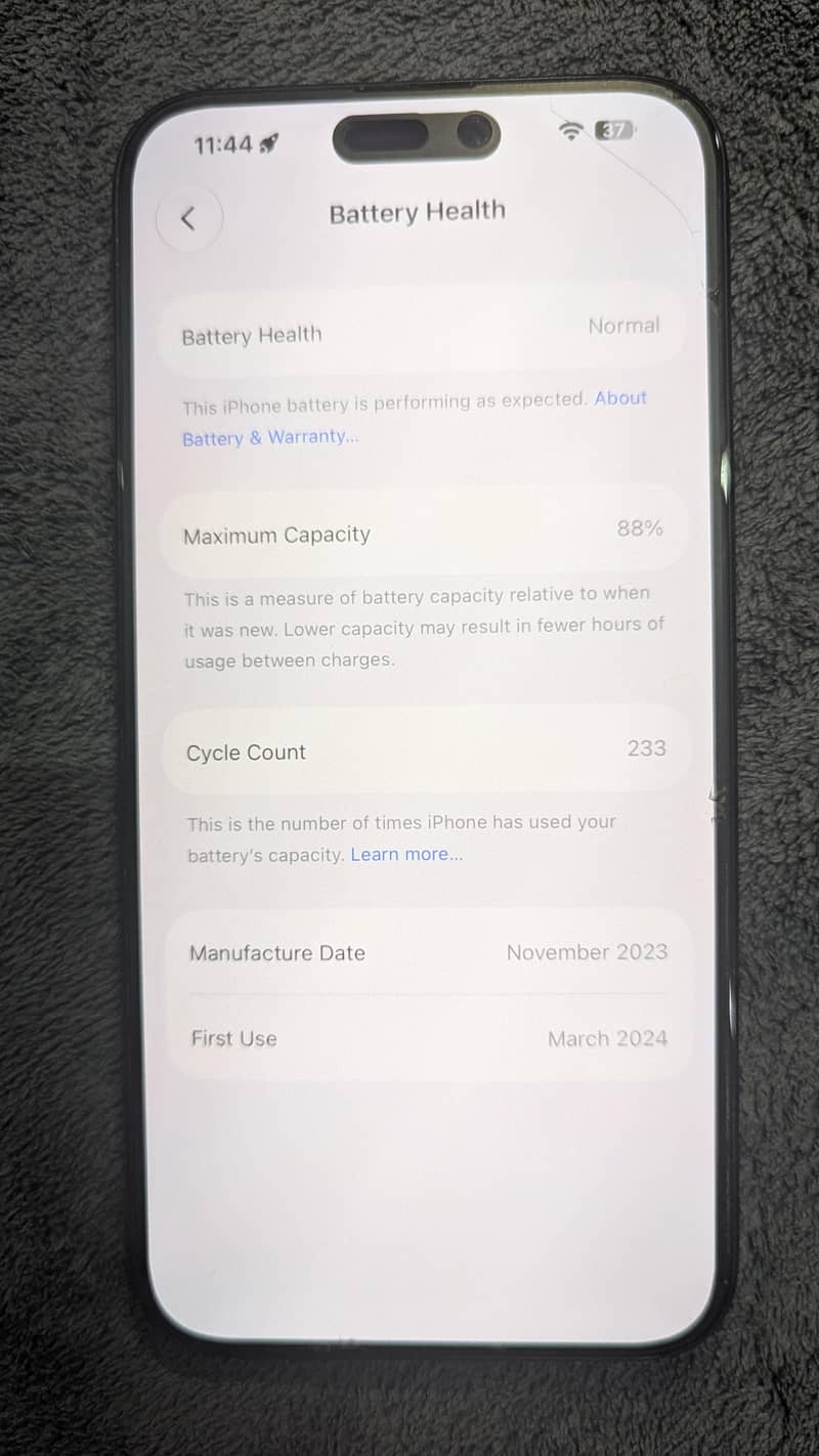 Apple iPhone 15 Pro Max 2