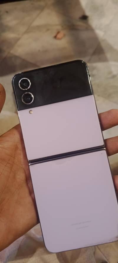 Samsung Mobile Z Flip 4