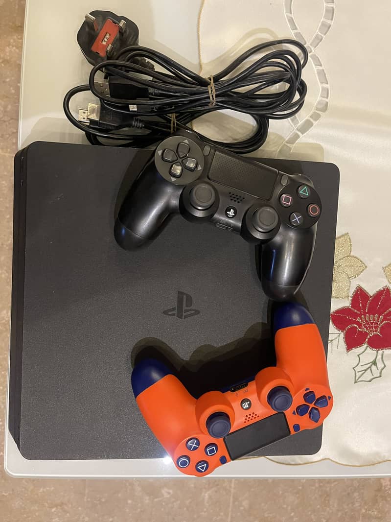 ps4 slim 2
